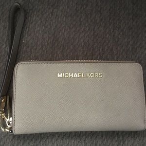 Michael Kors wallet